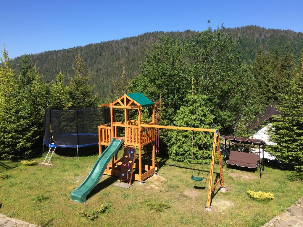 Villa Alpiyka Slavske Exteriör bild